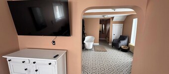The Red Farm Suite at The Red Farm