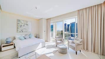 Iron/ironing board, Internet, bed sheets