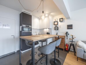 Køleskab, mikrobølgeovn, ovn, opvaskemaskine