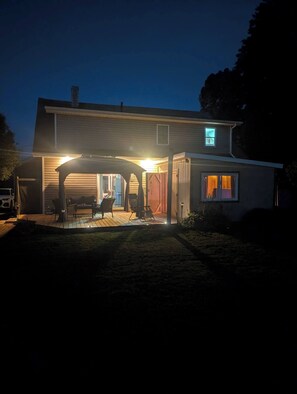 House, 3 Bedrooms, Balcony | Exterior - Spring Is Near, Relax and Warm Up Here (Summerside)