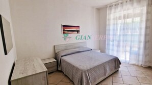 1 Schlafzimmer, Bügeleisen/Bügelbrett