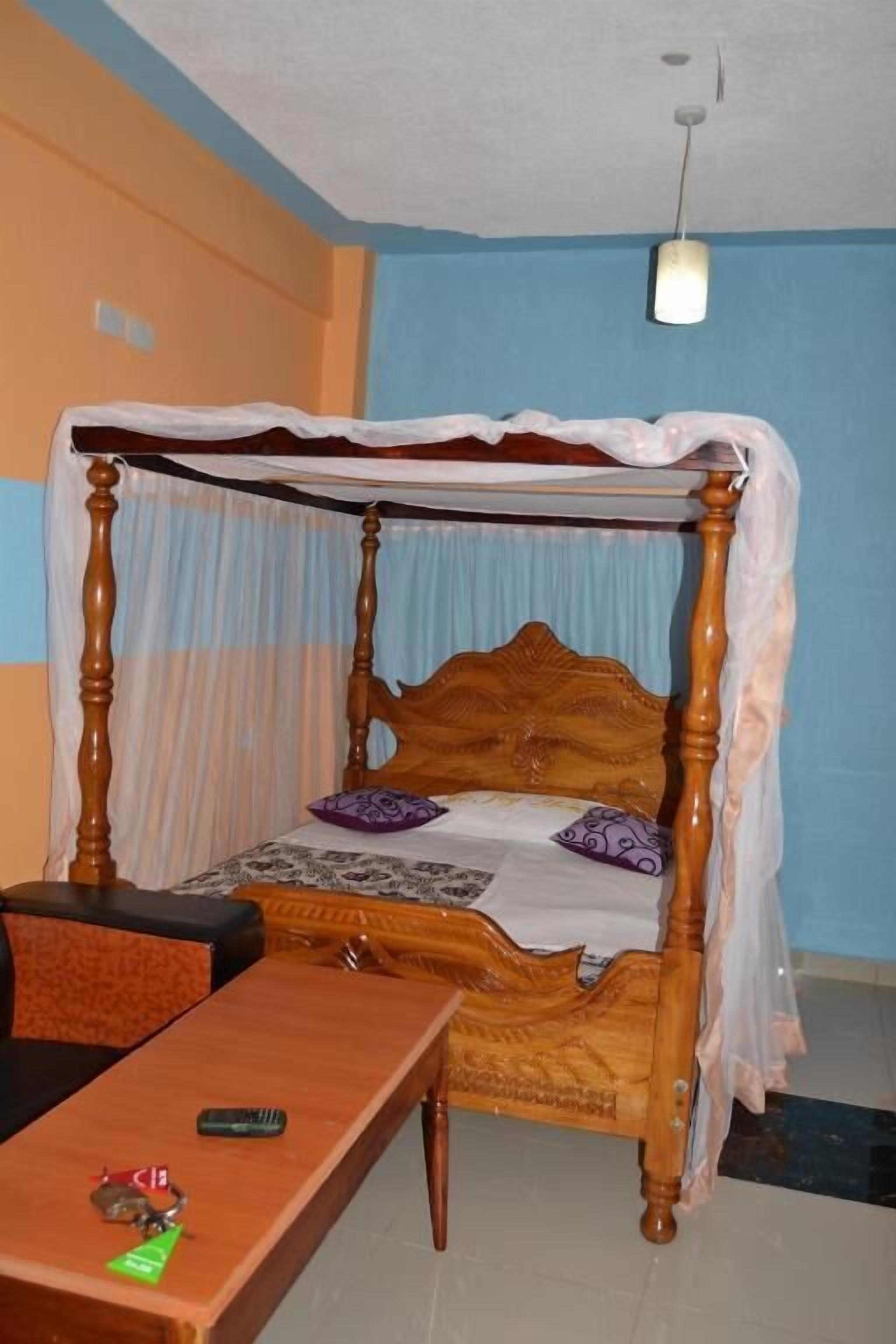 デラックス シングルルーム シティビュー | WiFi (無料)