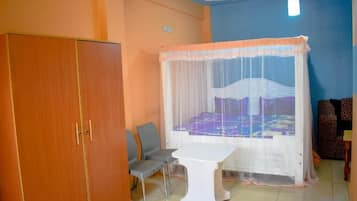 Deluxe Double Room | Free WiFi, bed sheets