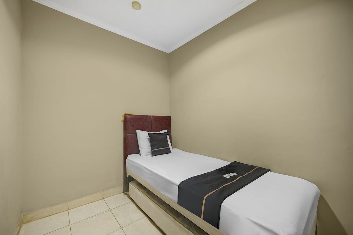 Habitación Deluxe doble | Escritorio, wifi gratis, ropa de cama