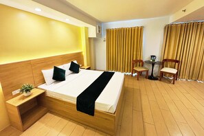 Free WiFi - Foura Suites Makati (Makati City)