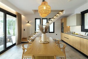 Dining - Villa Elais - Villa with a pool and sea views (Agios Mathaios)