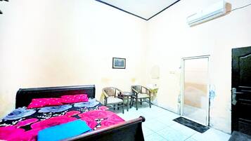 Deluxe Double Room | Free WiFi, bed sheets