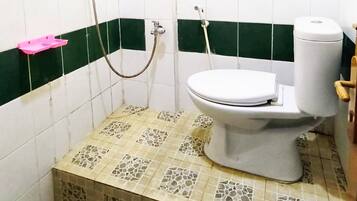 Deluxe Double Room | Bathroom