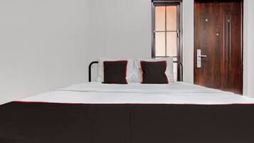 Deluxe Double Room | Premium bedding, free WiFi, bed sheets