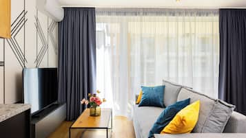 Apartment, Balcony | Laptop workspace, free WiFi, bed sheets