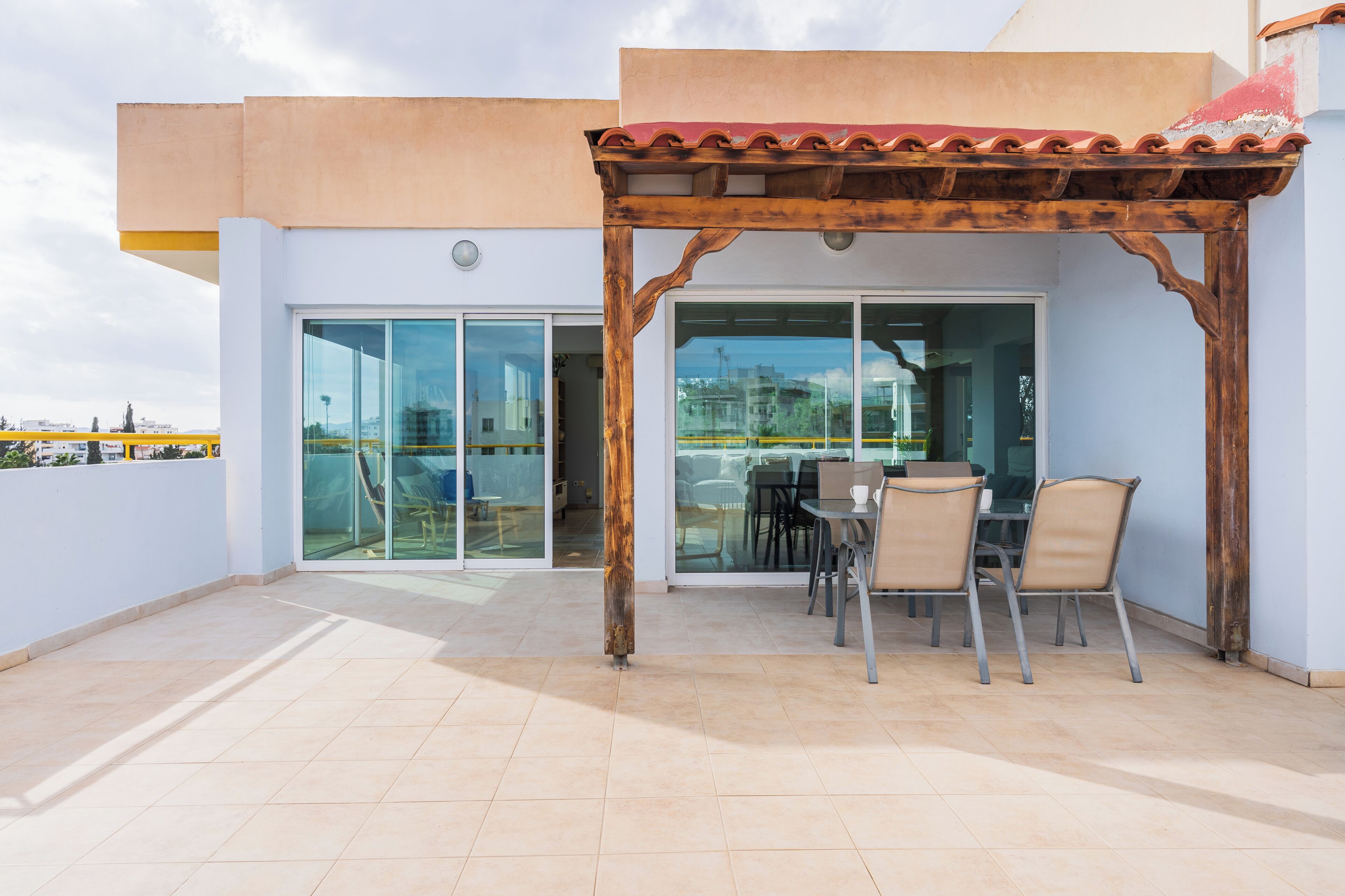 Apartment, 2 Bedrooms, Kitchen, City View | Terrace/patio