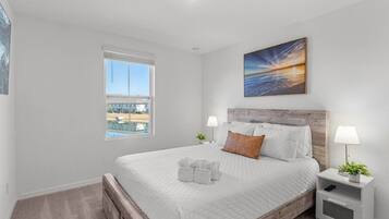 Desk, iron/ironing board, travel cot, WiFi