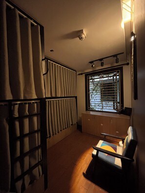 Interior - Hanoi Silver Hostel - Mixed Dormitory (Hoan Kiem)