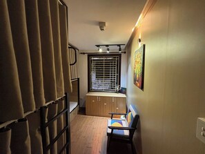 Basic Shared Dormitory, City View | Interior - Hanoi Silver Hostel - Mixed Dormitory (Hoan Kiem)