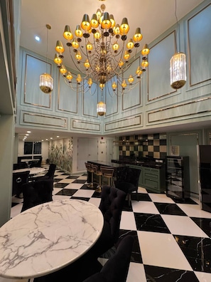 Dining - GSR-Empire Tower (Pattaya)