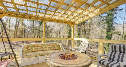 Gazebo, Fire Pit! Woodsy Cabin By Black Rock Mtn