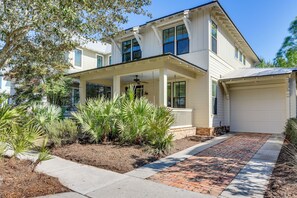 Exterior - 1 Mi to Shore! 30A Beach Retreat w/ Porches (Santa Rosa Beach)