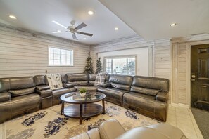 TV, stereo - Pool Table + Private Porch: Peaceful Apt in Belle (Belle)