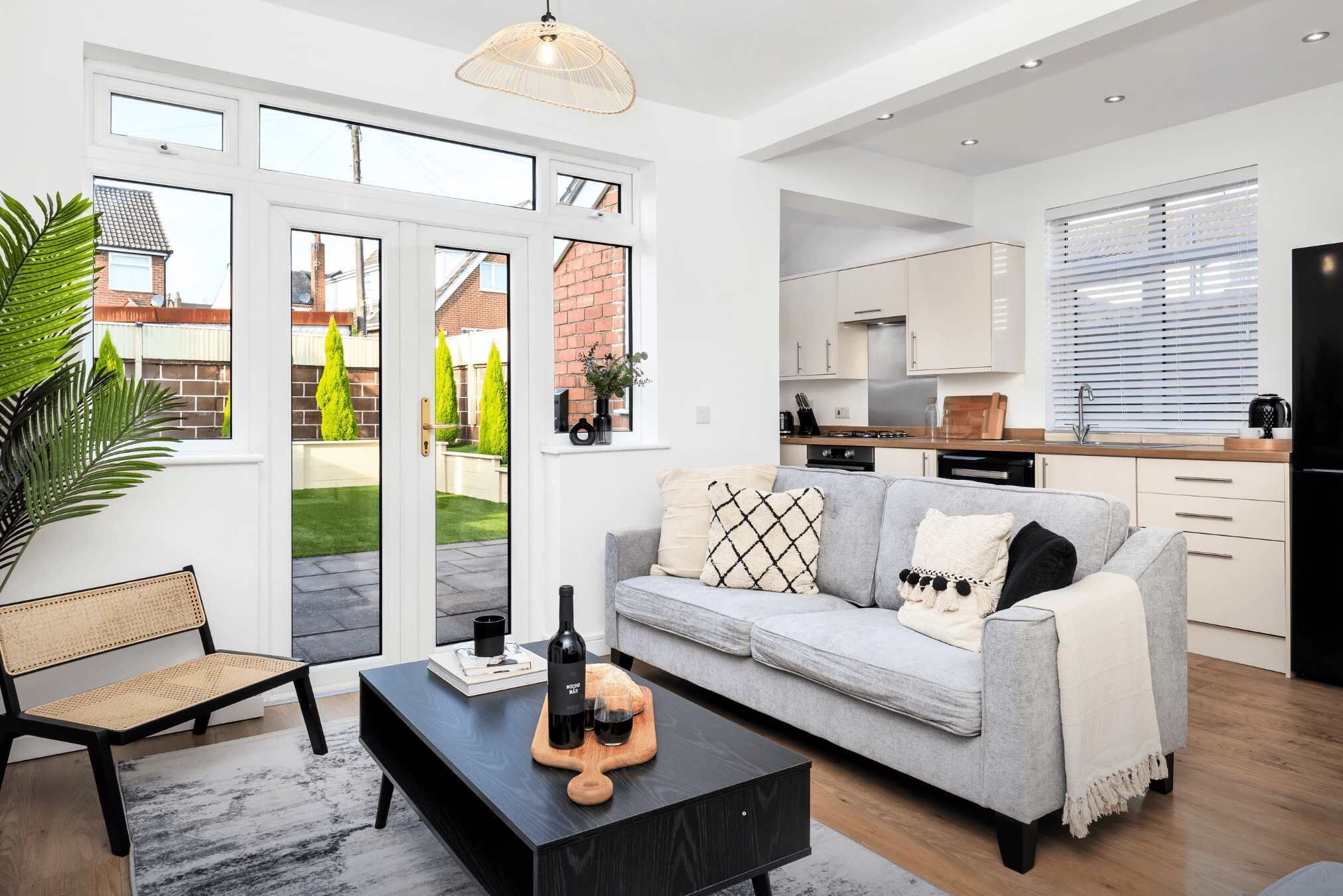 Téléviseur, bureau