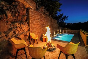 Kolam renang terbuka 