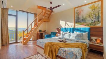 Apartment, Balcony, Hill View | Iron/ironing board, free WiFi