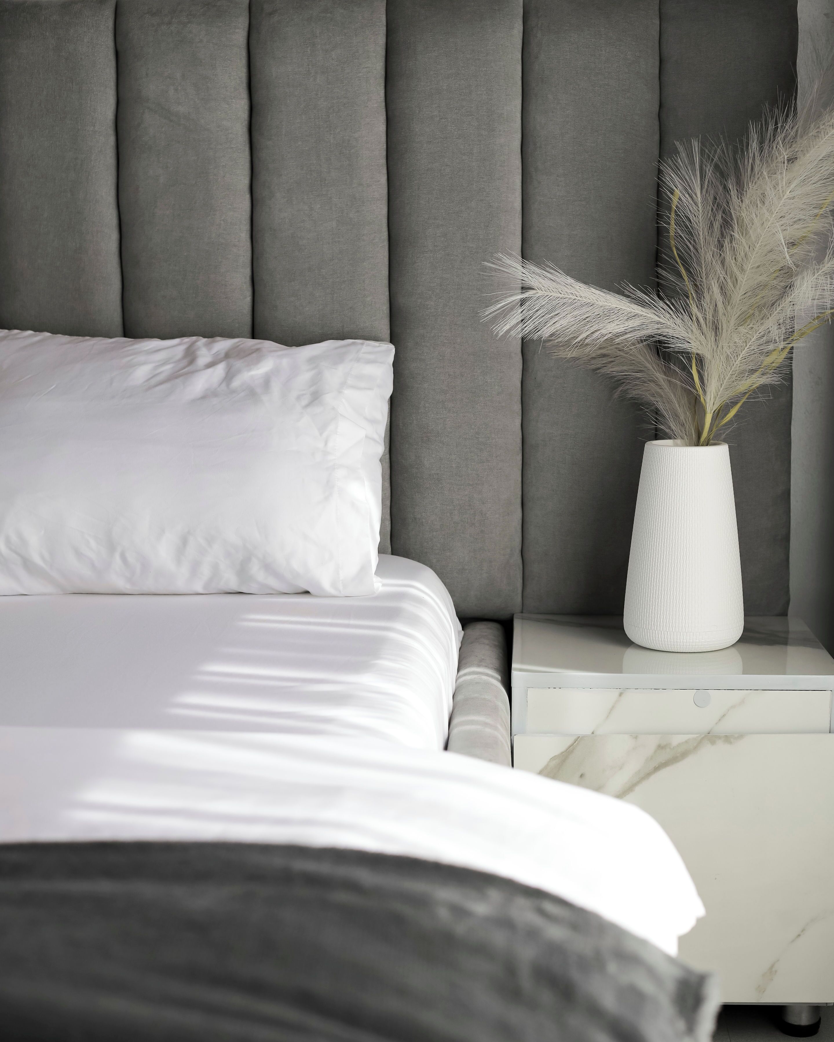 2 habitaciones, tabla de planchar con plancha, internet y ropa de cama 