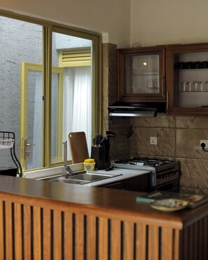 Private kitchen - Entire home in Kigali (Kigali)