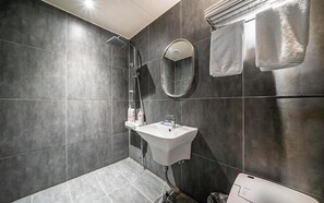 Hair dryer, towels, soap, shampoo - Cheongju 12beon-gil  (Cheongju)