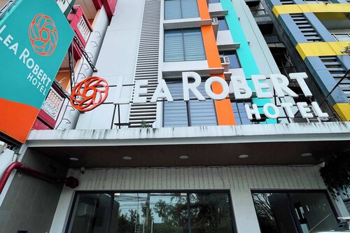 Lea Robert Hotel Angeles City