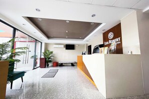 Reception - Lea Robert Hotel Angeles City (Angeles City)