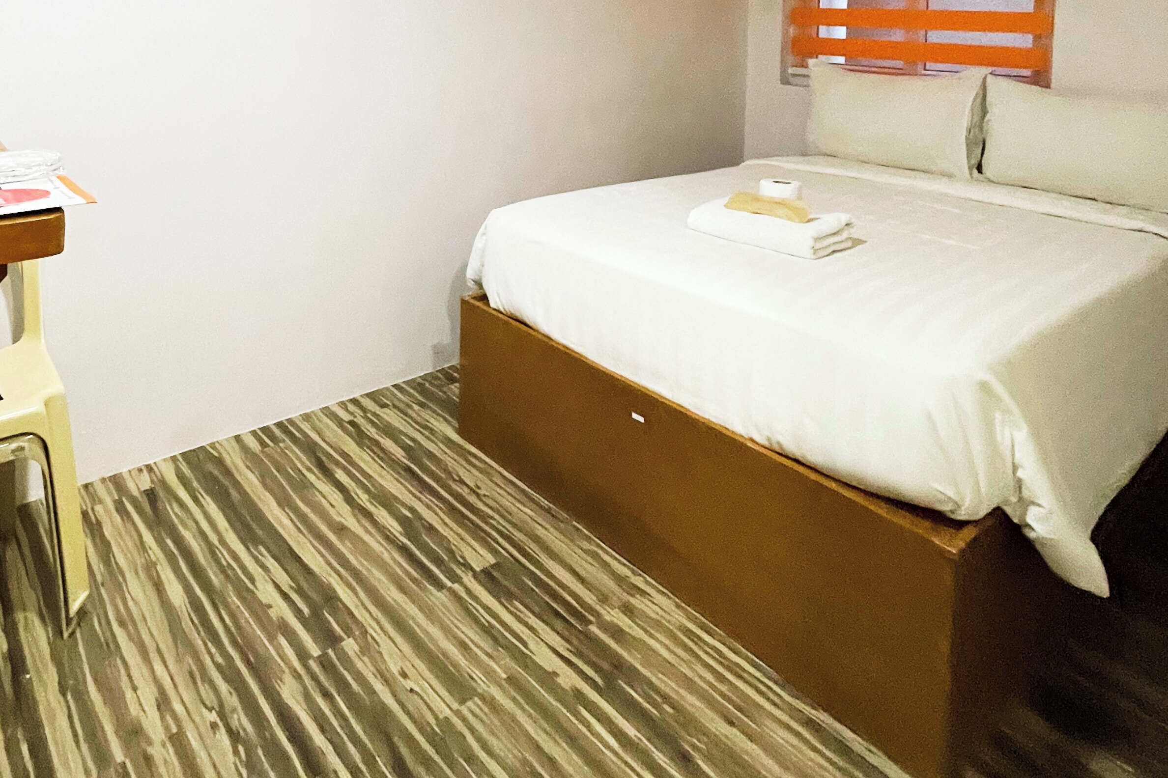 Standardzimmer | Schreibtisch, kostenloses WLAN, Bettwäsche, Rollstuhlgeeignet