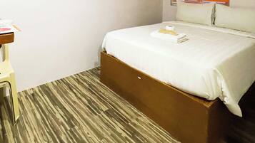 Standardzimmer | Schreibtisch, kostenloses WLAN, Bettwäsche, Rollstuhlgeeignet