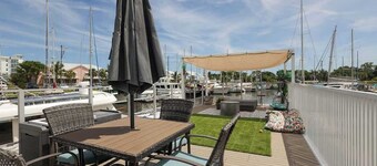 Arcadia Floating Home