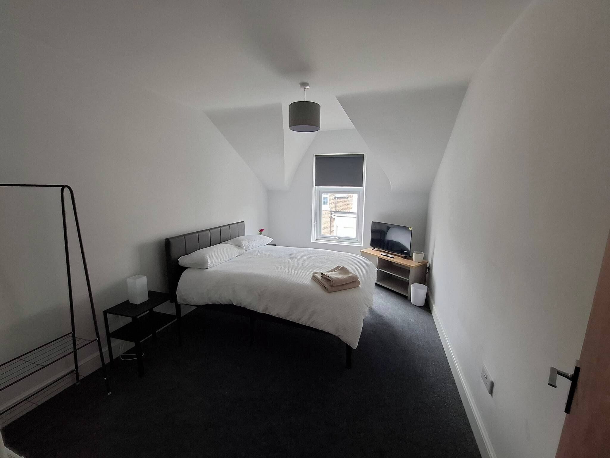 House, 4 Bedrooms, Smoking | 4 bedrooms