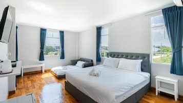 Superior kamer, niet-roken, uitzicht op bergen | Verduisterende gordijnen, gratis wifi, beddengoed