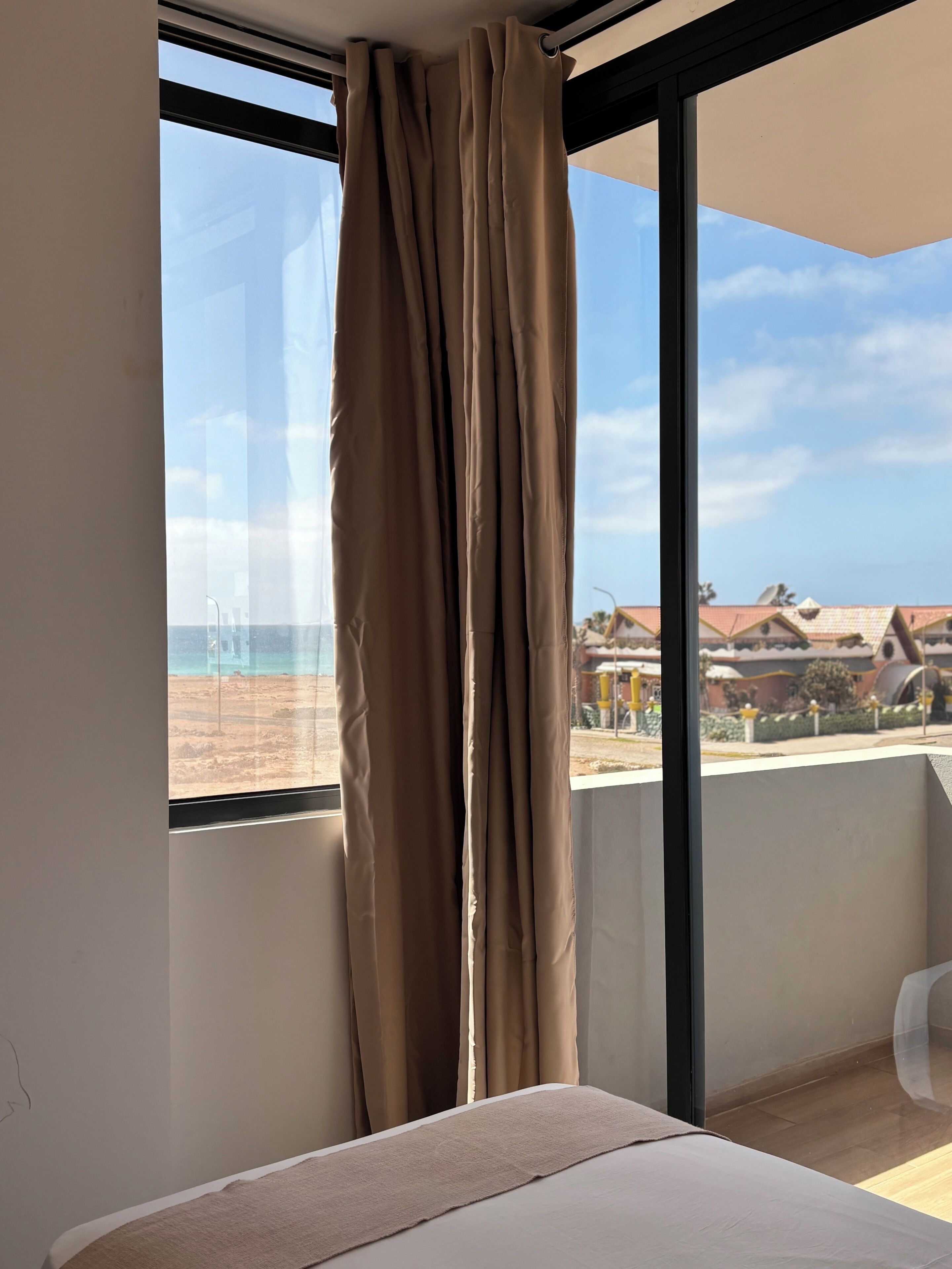 Apartamento, 3 habitaciones, balcón, vistas a la ciudad