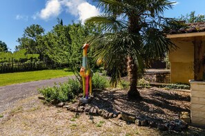 Property grounds - Comfortable mobile home with pool & fishing ponds – Périgord Noir near Sarlat (Saint-Martial-de-Nabirat)