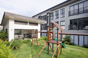 Appartement, 3 slaapkamers, toegankelijk voor mindervaliden, privézwembad | Kindergedeelte