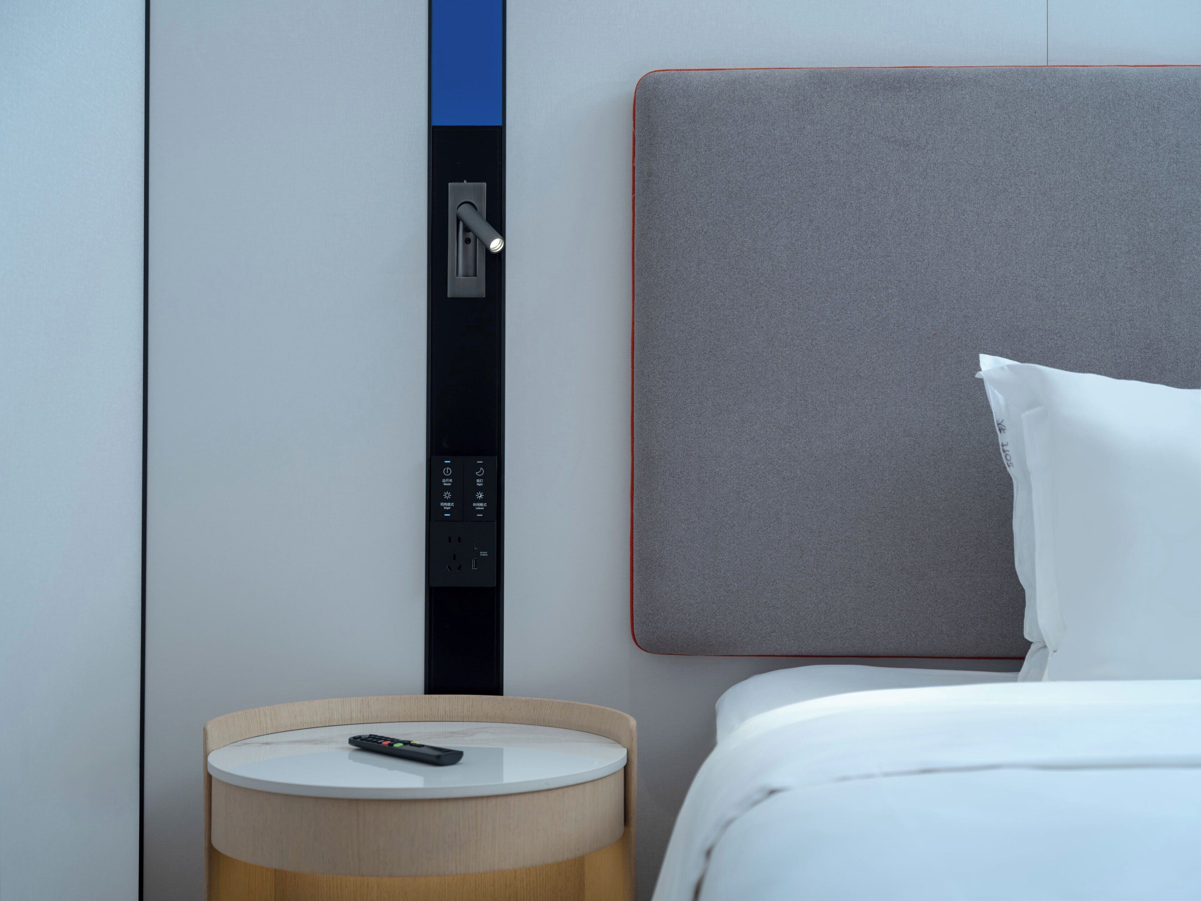 Standard Room | Desk, laptop workspace, blackout drapes, free cribs/infant beds