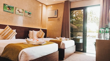 Gunita Poolside Twin | In-room safe, desk, free WiFi. Gunita Siargao Boutique Hotel