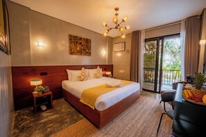 Premier King | Minibar, in-room safe, desk, laptop workspace - Gunita Siargao Boutique Hotel (General Luna)