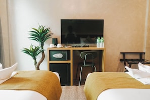 Premier Twin | Minibar, in-room safe, desk, laptop workspace - Gunita Siargao Boutique Hotel (General Luna)