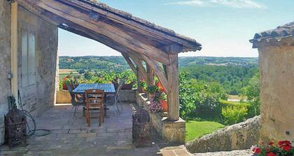 Villa de charme avec piscine privée à Saint-Nazaire-de-Valentane