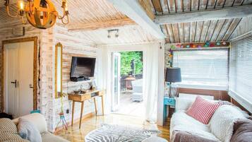 TV, DVD-spiller og kontorer