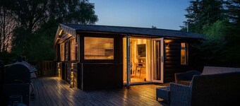 Wunder Lodge - Snowdonia Log Cabin