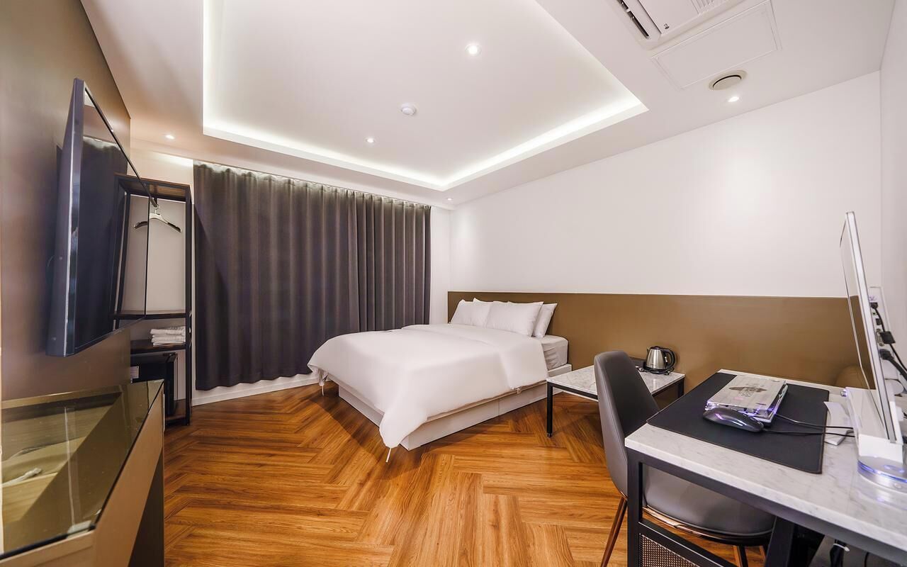 Deluxe Double Room | Free WiFi