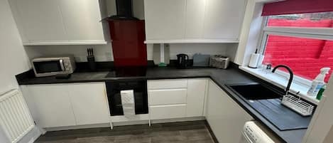 Family House, Patio | Private kitchen