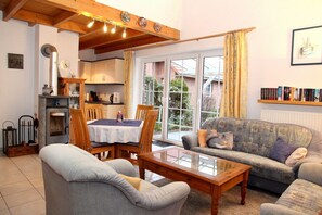 TV, fireplace, DVD player, stereo