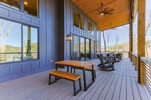 Outdoor dining - Riverstone Retreat | Ellijay, GA (Ellijay)