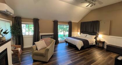 little cabin for your weekend getaway